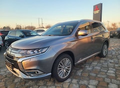 Bild des Angebotes Mitsubishi Outlander Outlander 2.4 PHEV Plug-in Hybrid Plus Spirit 4