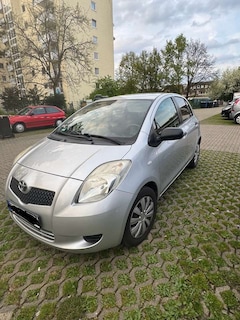 Bild des Angebotes Toyota Yaris Verso 1.3