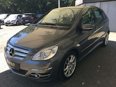 Bild des Angebotes Mercedes-Benz B 160 /Autom/52Tkm/Navi-Bluetooth/Tempo/Sitzh/PDC