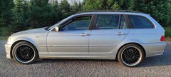 Bild des Angebotes BMW 320 320i touring