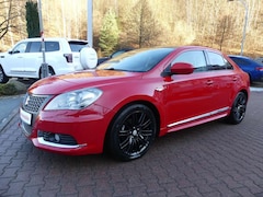 Bild des Angebotes Suzuki Kizashi 4x4*2.4*Autom*Leder*Xenon*Klima*SHZ*PDC