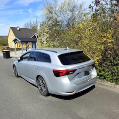 Toyota Avensis Touring Sports 1.8 Team Deutschland
