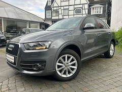 Audi Q3 2.0 TFSI quattro Navi/AHK/2.Hand