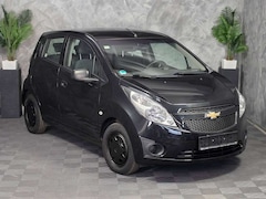 Bild des Angebotes Chevrolet Spark 1.0 LS * 4 Zylinder / 5 TÜREN / CD + USB iPOD + AUX / INSPEKTION NEU / 12 MONATE GEWÄHRLEISTUNG (Garantie)
