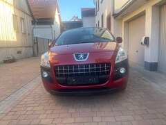 Bild des Angebotes Peugeot 3008 Premium Klimaautomatik Allwetterreifen Pano