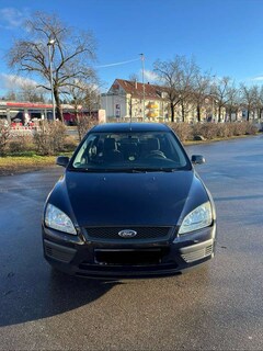 Bild des Angebotes Ford Focus Turnier 1.4 16V Ambiente