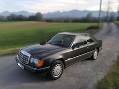 Bild des Angebotes Mercedes-Benz CE 200 Paula W124 - Oldtimer - Liebhaberfahrzeug
