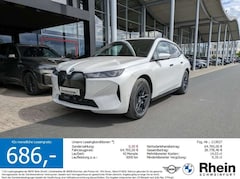 BMW iX xDrive45 H&K. AHK. Lenkradheizung.0.25%
