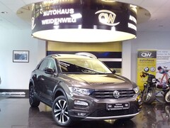 Bild des Angebotes VW T-Roc IQ.DRIVE 2.0 TDI DSG Pano PDC erst 43064KM