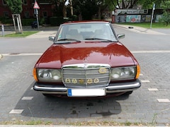 Bild des Angebotes Mercedes-Benz 230 Baureihe 123 E