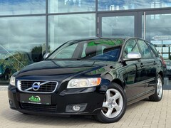 Bild des Angebotes Volvo V50 Kombi D2 Business Edition