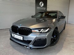 Bild des Angebotes BMW 540 i M-PERFORMANCE/CARPLAY/NEUWERTIG/LED/RFK