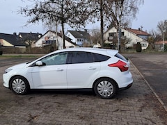 Bild des Angebotes Ford Focus Focus 1.6 EcoBoost Titanium 4 Zylinder