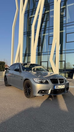 Bild des Angebotes BMW 318 i E90 Sportlich | Angel Eyes | CarPlay | Top Optik