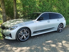 Bild des Angebotes BMW 330 330i Touring Sport Li.ne Sehr gepflegt