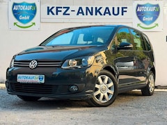 VW Touran Trendline * 7 Sitze * Navi* SHZ* PDC*