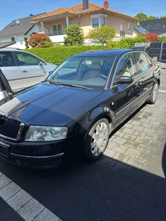 Bild des Angebotes Skoda Superb Elegance