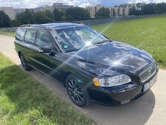 Bild des Angebotes Volvo V70 D5 2,4 D Vollausstattung Inkl. AHK