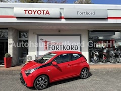 Bild des Angebotes Toyota Aygo X - Team Deutschland - Automatik - Navi