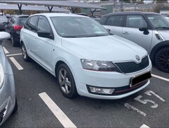 Bild des Angebotes Skoda Rapid/Spaceback RAPID SPACEBACK DRIVE SITZHZG.  ALU PDC 1.BESITZ