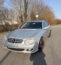Bild des Angebotes Mercedes-Benz CLK 220 CLK 220 CDI (209.308)