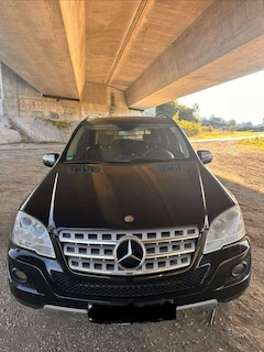 Bild des Angebotes Mercedes-Benz ML 350 ML 350 CDI 4Matic 7G-TRONIC DPF