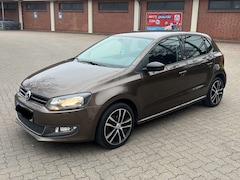 Bild des Angebotes VW Polo Polo 1.6 TDI DSGBlack/Silver Edition