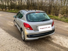 Bild des Angebotes Peugeot 207 CC FAP 110 Blue Lion JBL