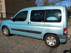 Bild des Angebotes Citroen Berlingo Berlingo Multispace 1.4i Plus, hellblau-metallic