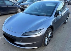 Tesla Model 3 Model 3 Long Range Dual Motor