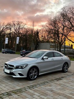 Bild des Angebotes Mercedes-Benz CLA 250 Panoramadach, Sportsitze, Einparkhilfe, Navi.