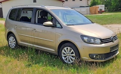 Bild des Angebotes VW Touran Highline Top Aust. 7 Sitze wenig Km Standheizung