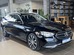 Bild des Angebotes Mercedes-Benz E 300 de Avantgarde AHK dig.Cockpit R.Cam LED