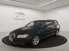 Bild des Angebotes Volvo V70 Kombi Momentum AWD Automatik  Pdc Spuh Tmp