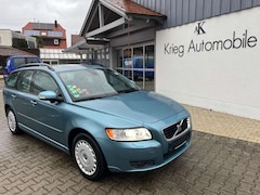 Bild des Angebotes Volvo V50 Kombi 2.4i Summum*AUTOMATIK*BI-XENON*1.HAND*