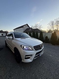Bild des Angebotes Mercedes-Benz ML 350 BlueTEC 4MATIC 7G-TRONIC