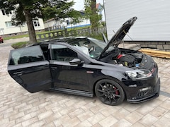 VW Polo GTI 1.8 TSI (Blue Motion Technology)