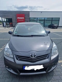 Bild des Angebotes Toyota Verso 2.2 D-4D Automatik Life