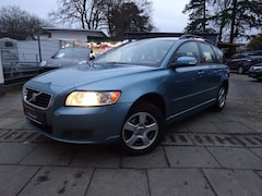 Bild des Angebotes Volvo V50 Kombi 1.6 Momentum /Klimaautomatic/SHZ