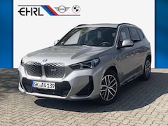 Bild des Angebotes BMW iX1 eDrive20 M Sport M Sportpaket DAB LED Shz