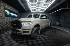 Bild des Angebotes Dodge RAM 5.7 V8 HEMI 4x4 OFFROAD Night PUNISHER 19%