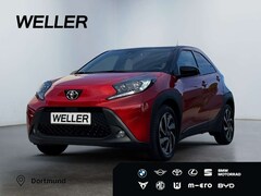 Bild des Angebotes Toyota Aygo X Team D *ACC*Kamera*CarPlay*SHZ*Bi-Tone*DAB*