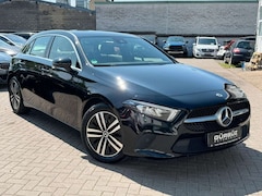 Bild des Angebotes Mercedes-Benz A 180 Autom.*LED*Ambiente*Kamera*MBUX*