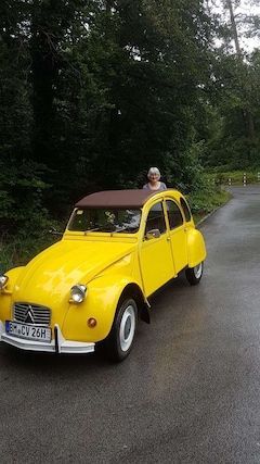 Bild des Angebotes Citroen 2CV Gelb wie die Sonne …ursprüglich aus Spanien