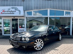 Bild des Angebotes Jaguar XJ 2.7D SOVEREIGN FINAL EDITION/1.HD/SCHIEBEDACH