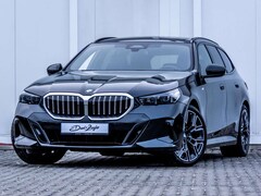 Bild des Angebotes BMW 520 d xDrive Touring M-Sport 20" AHK StHzg PanoDa