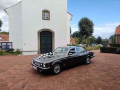 Bild des Angebotes Jaguar XJ12 Serie III mit Schiebedach