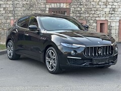 Bild des Angebotes Maserati Levante LEVANTE GRANLUSSO Q4*SERVICEGEPFLEGT MASERATI *