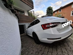 Bild des Angebotes Skoda Superb Combi 2.0 TDI DSG Style