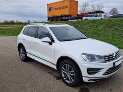 Bild des Angebotes VW Touareg Touareg 3.0 V6 TDI R-Line,ACC,AHK,360°,Pano...